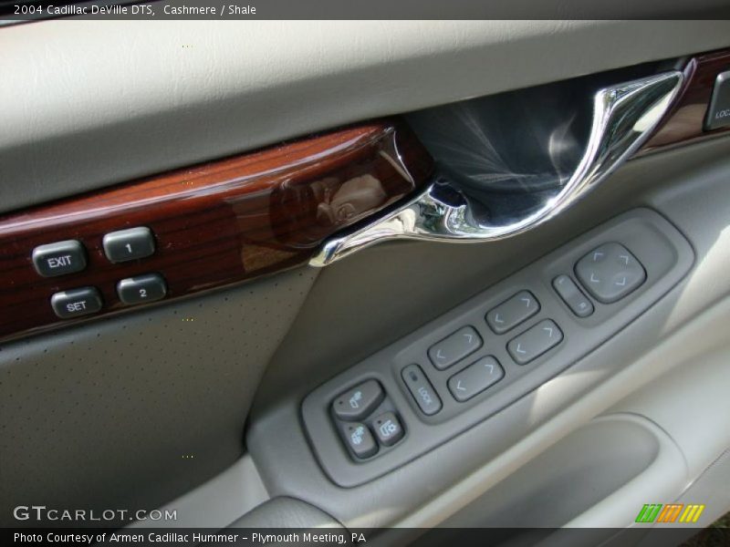 Cashmere / Shale 2004 Cadillac DeVille DTS