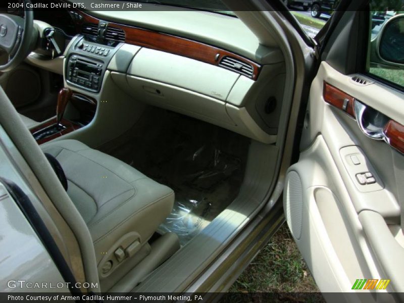 Cashmere / Shale 2004 Cadillac DeVille DTS