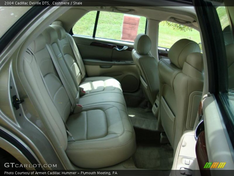 Cashmere / Shale 2004 Cadillac DeVille DTS