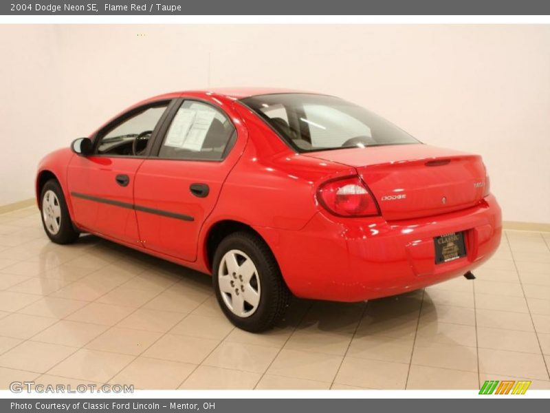 Flame Red / Taupe 2004 Dodge Neon SE