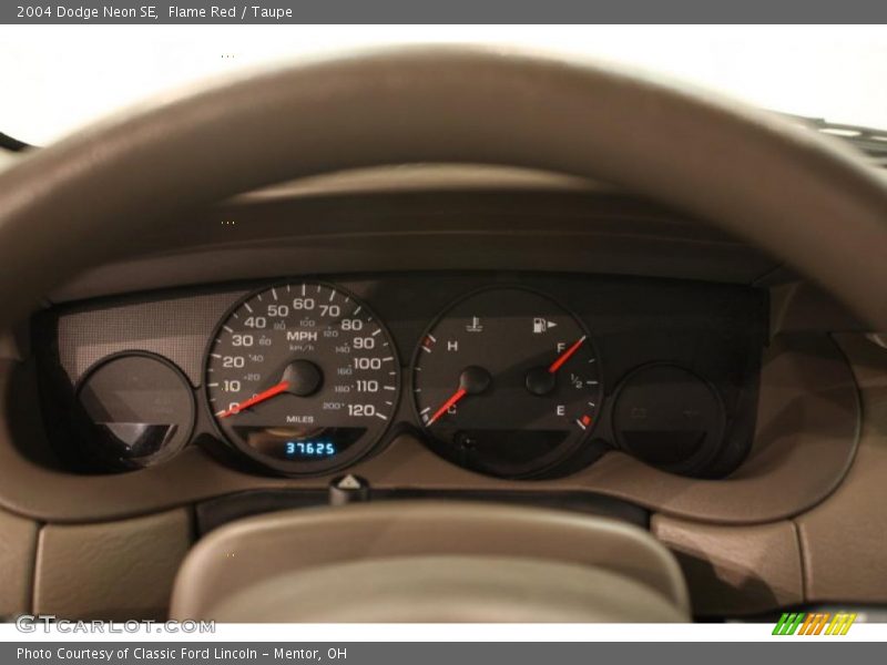 Flame Red / Taupe 2004 Dodge Neon SE