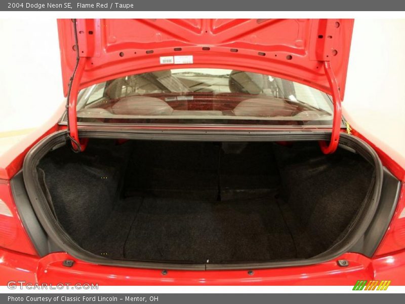 Flame Red / Taupe 2004 Dodge Neon SE
