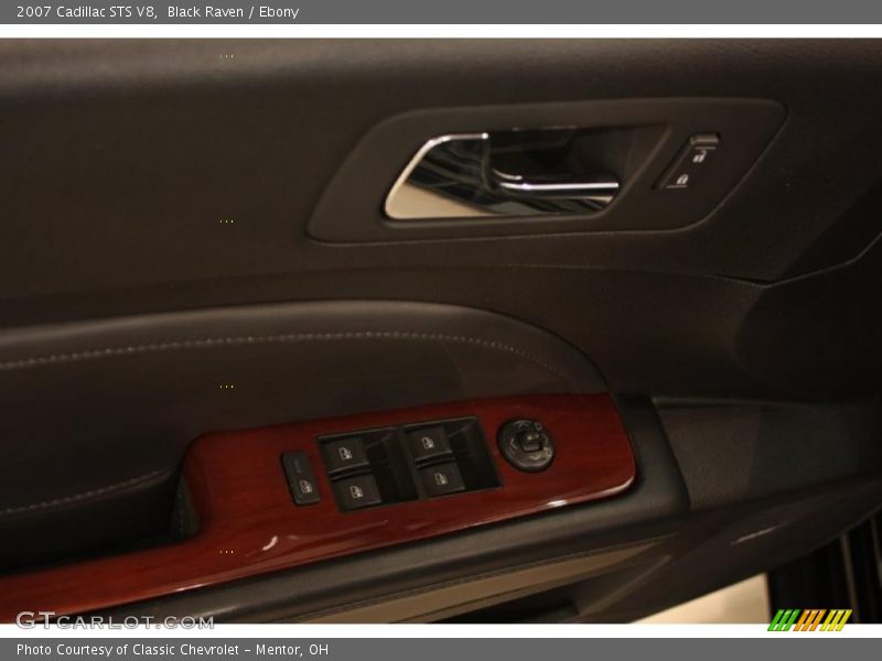 Black Raven / Ebony 2007 Cadillac STS V8