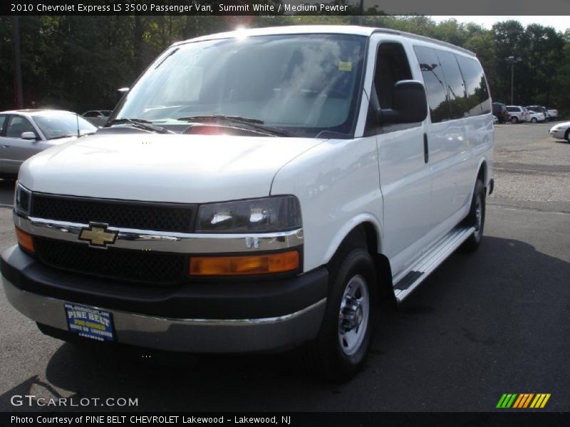Summit White / Medium Pewter 2010 Chevrolet Express LS 3500 Passenger Van