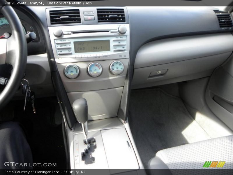 Classic Silver Metallic / Ash 2009 Toyota Camry SE