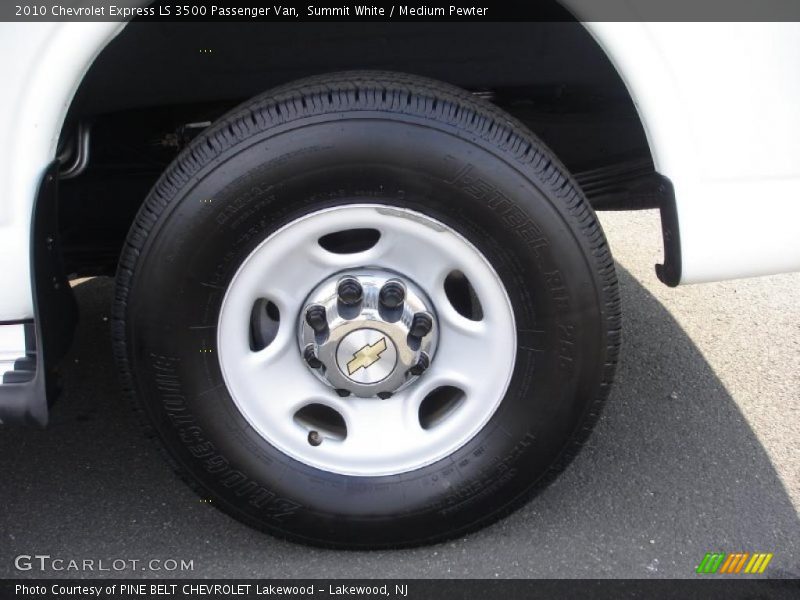Summit White / Medium Pewter 2010 Chevrolet Express LS 3500 Passenger Van