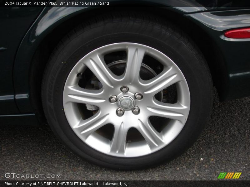 British Racing Green / Sand 2004 Jaguar XJ Vanden Plas