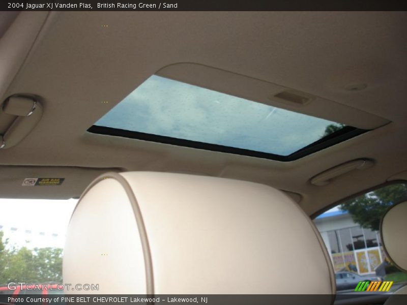 British Racing Green / Sand 2004 Jaguar XJ Vanden Plas