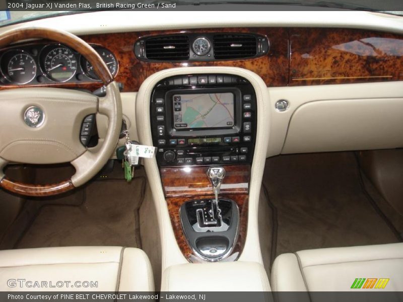 British Racing Green / Sand 2004 Jaguar XJ Vanden Plas