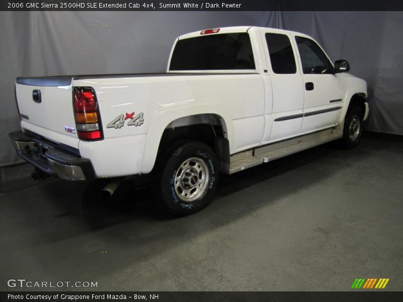 Summit White / Dark Pewter 2006 GMC Sierra 2500HD SLE Extended Cab 4x4