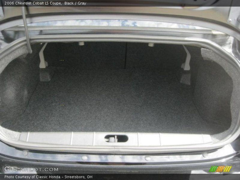 Black / Gray 2006 Chevrolet Cobalt LS Coupe