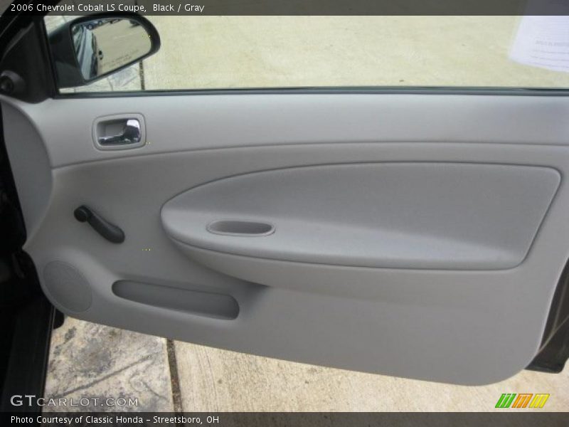Black / Gray 2006 Chevrolet Cobalt LS Coupe