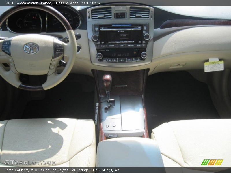Blizzard White Pearl / Ivory 2011 Toyota Avalon Limited