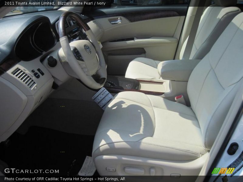 Blizzard White Pearl / Ivory 2011 Toyota Avalon Limited