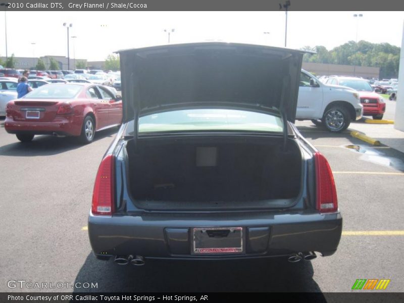 Grey Flannel / Shale/Cocoa 2010 Cadillac DTS
