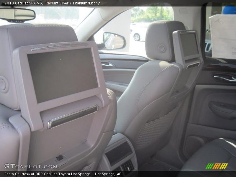 Radiant Silver / Titanium/Ebony 2010 Cadillac SRX V6
