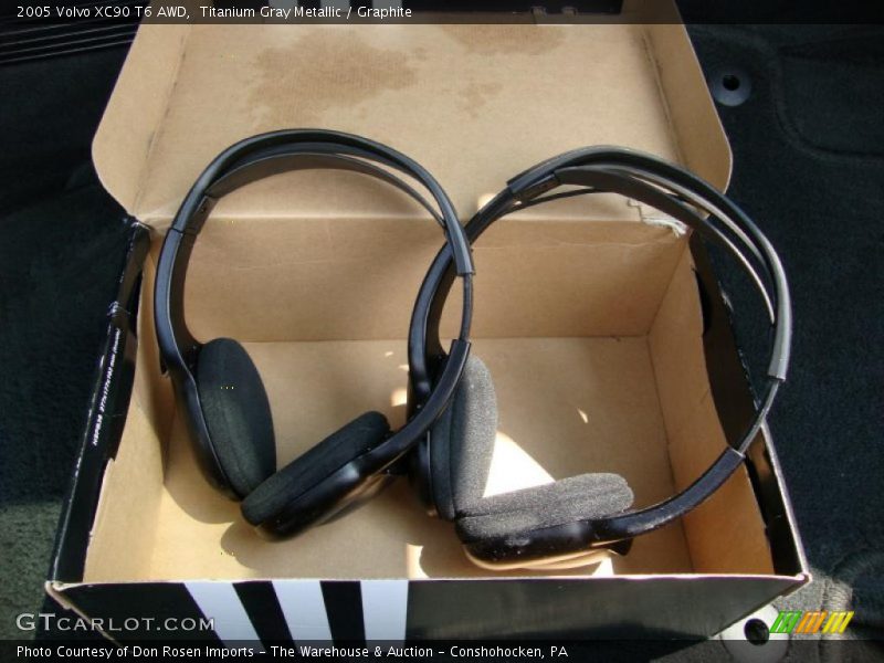Titanium Gray Metallic / Graphite 2005 Volvo XC90 T6 AWD