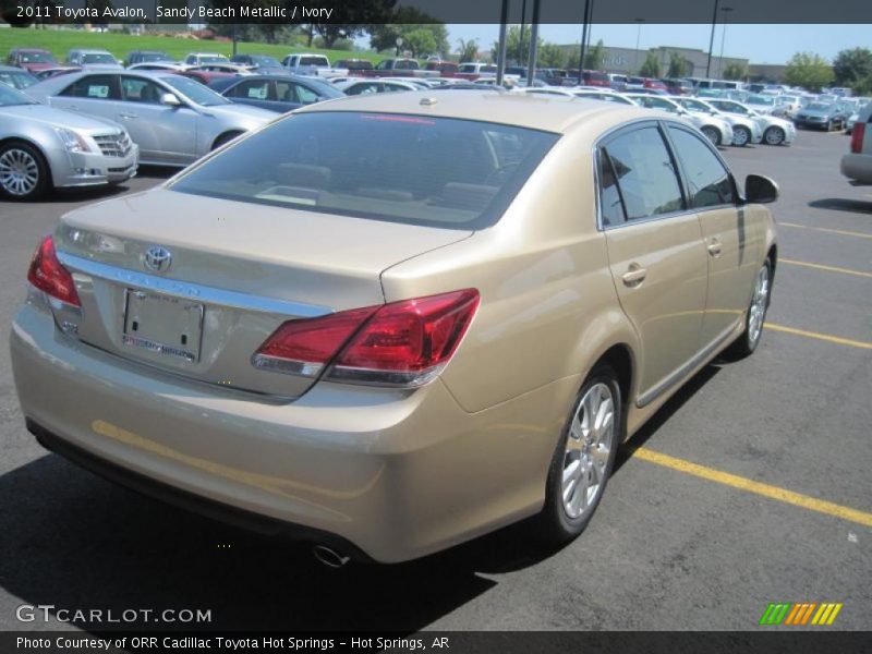 Sandy Beach Metallic / Ivory 2011 Toyota Avalon