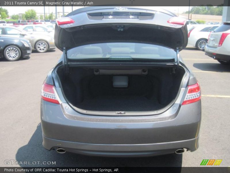 Magnetic Gray Metallic / Ash 2011 Toyota Camry SE
