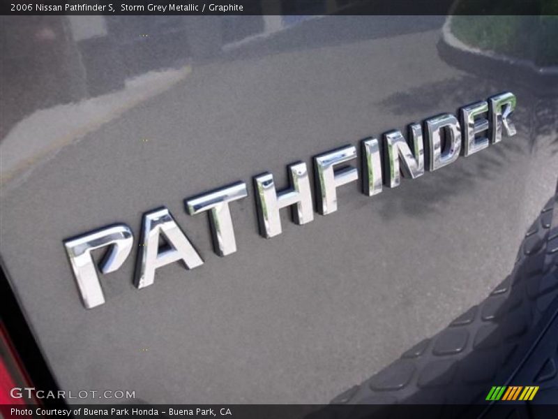 Storm Grey Metallic / Graphite 2006 Nissan Pathfinder S