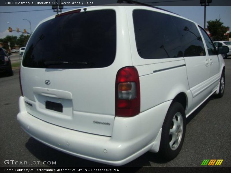 Arctic White / Beige 2002 Oldsmobile Silhouette GLS
