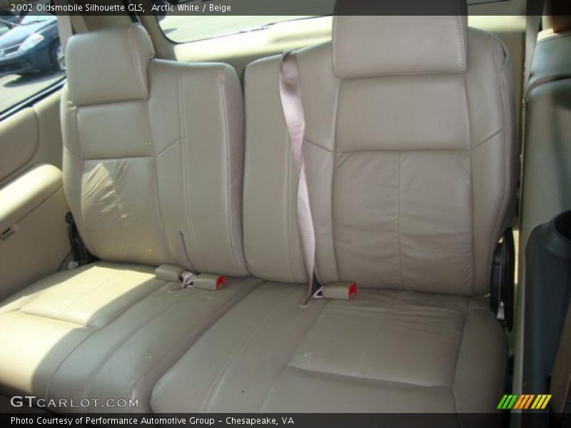 Arctic White / Beige 2002 Oldsmobile Silhouette GLS