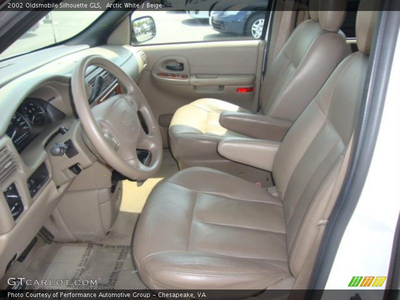 Arctic White / Beige 2002 Oldsmobile Silhouette GLS
