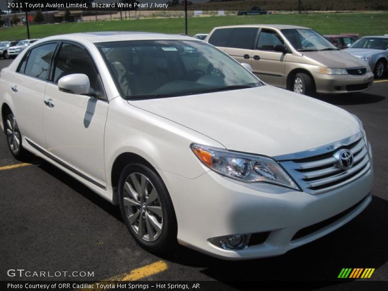 Blizzard White Pearl / Ivory 2011 Toyota Avalon Limited