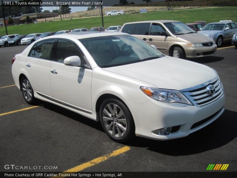Blizzard White Pearl / Ivory 2011 Toyota Avalon Limited
