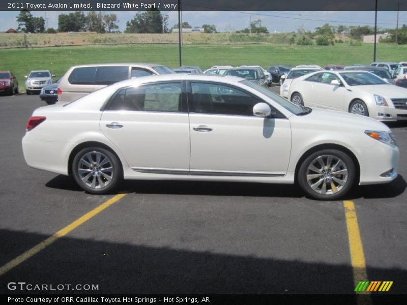 Blizzard White Pearl / Ivory 2011 Toyota Avalon Limited
