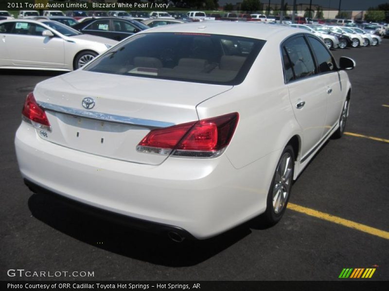 Blizzard White Pearl / Ivory 2011 Toyota Avalon Limited