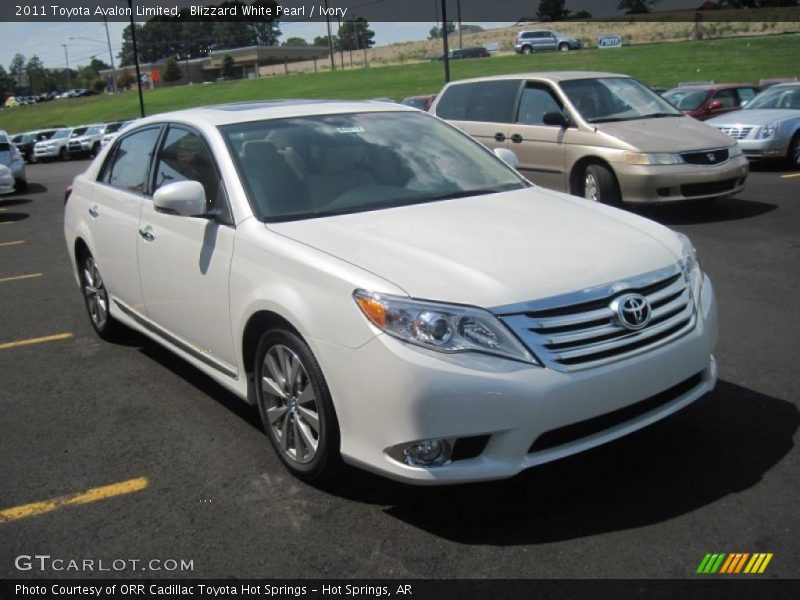 Blizzard White Pearl / Ivory 2011 Toyota Avalon Limited