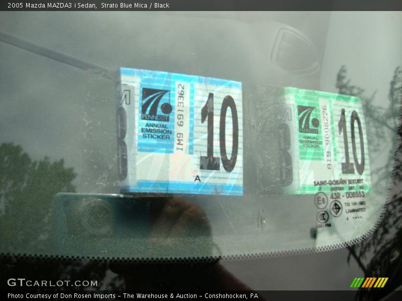 Strato Blue Mica / Black 2005 Mazda MAZDA3 i Sedan