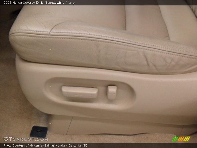 Taffeta White / Ivory 2005 Honda Odyssey EX-L