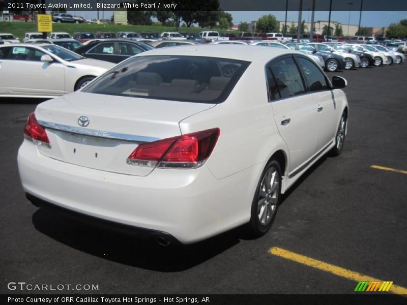 Blizzard White Pearl / Ivory 2011 Toyota Avalon Limited