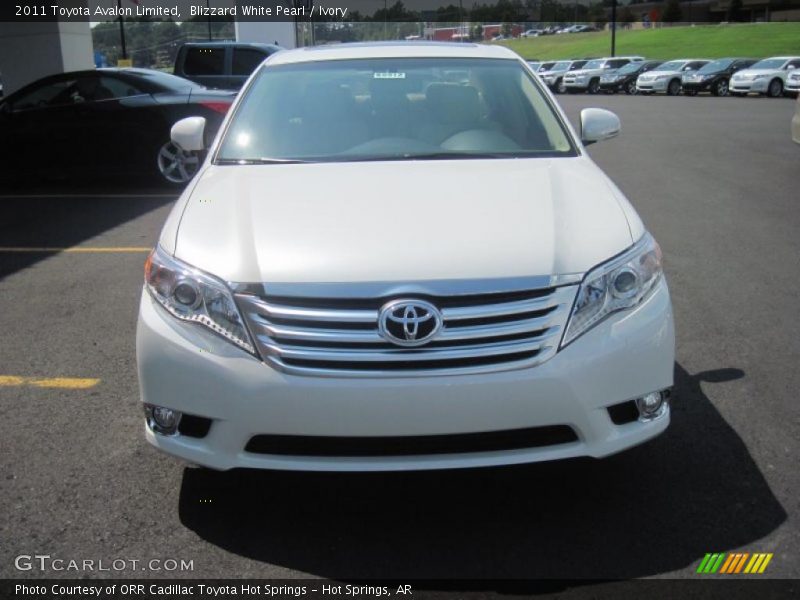 Blizzard White Pearl / Ivory 2011 Toyota Avalon Limited