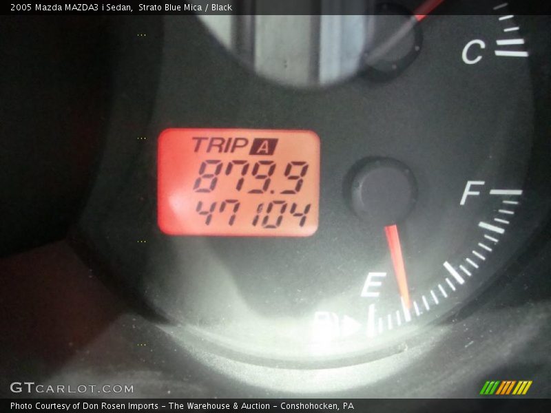 Strato Blue Mica / Black 2005 Mazda MAZDA3 i Sedan