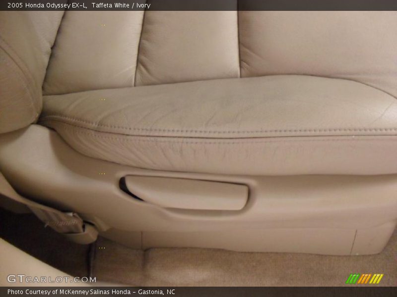 Taffeta White / Ivory 2005 Honda Odyssey EX-L
