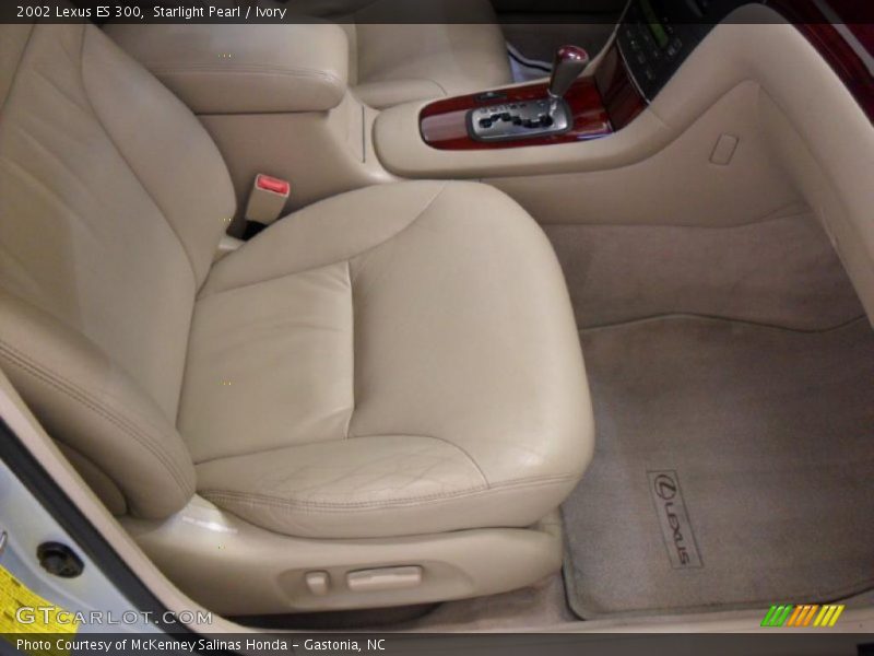 Starlight Pearl / Ivory 2002 Lexus ES 300