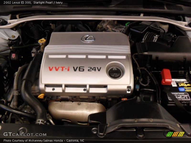 Starlight Pearl / Ivory 2002 Lexus ES 300