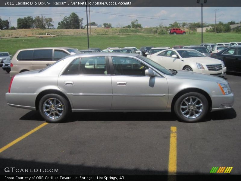 Radiant Silver Metallic / Shale/Cocoa Accents 2011 Cadillac DTS Luxury