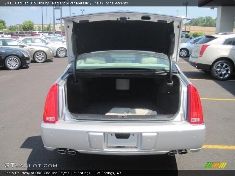 Radiant Silver Metallic / Shale/Cocoa Accents 2011 Cadillac DTS Luxury