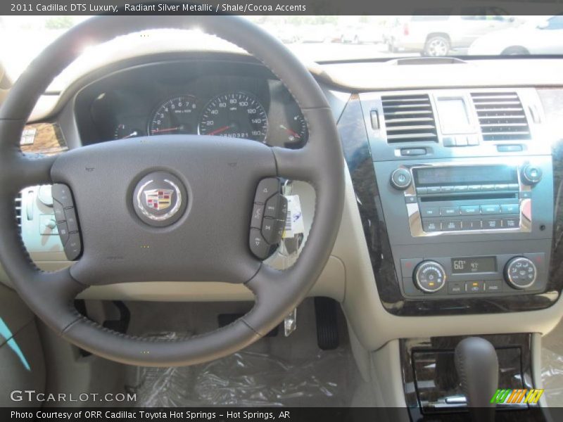 Radiant Silver Metallic / Shale/Cocoa Accents 2011 Cadillac DTS Luxury