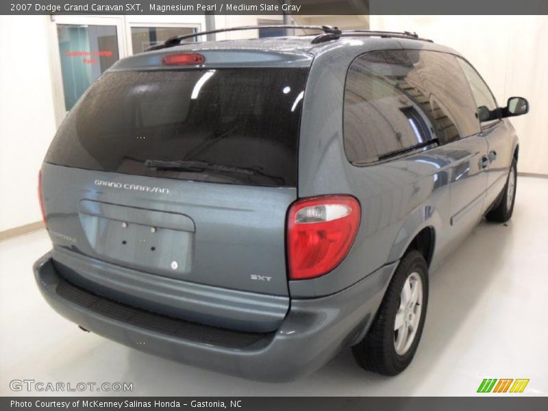 Magnesium Pearl / Medium Slate Gray 2007 Dodge Grand Caravan SXT