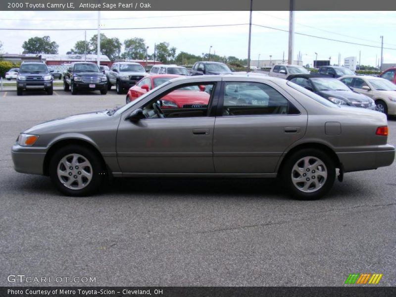 Antique Sage Pearl / Oak 2000 Toyota Camry LE