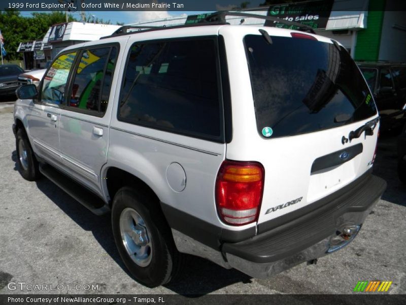 Oxford White / Medium Prairie Tan 1999 Ford Explorer XL