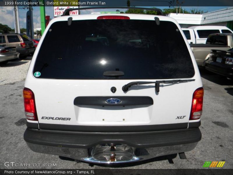 Oxford White / Medium Prairie Tan 1999 Ford Explorer XL