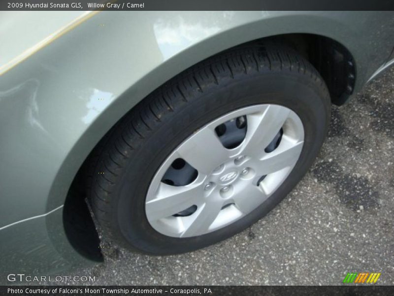 Willow Gray / Camel 2009 Hyundai Sonata GLS