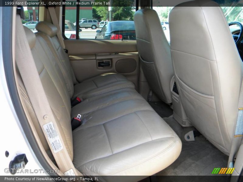 Oxford White / Medium Prairie Tan 1999 Ford Explorer XL