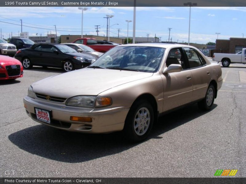 Cashmere Beige Metallic / Beige 1996 Toyota Camry LE Sedan